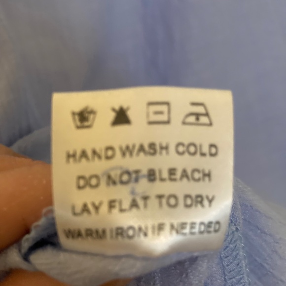 Ruffle Top Blouse sz L - Picture 8 of 8